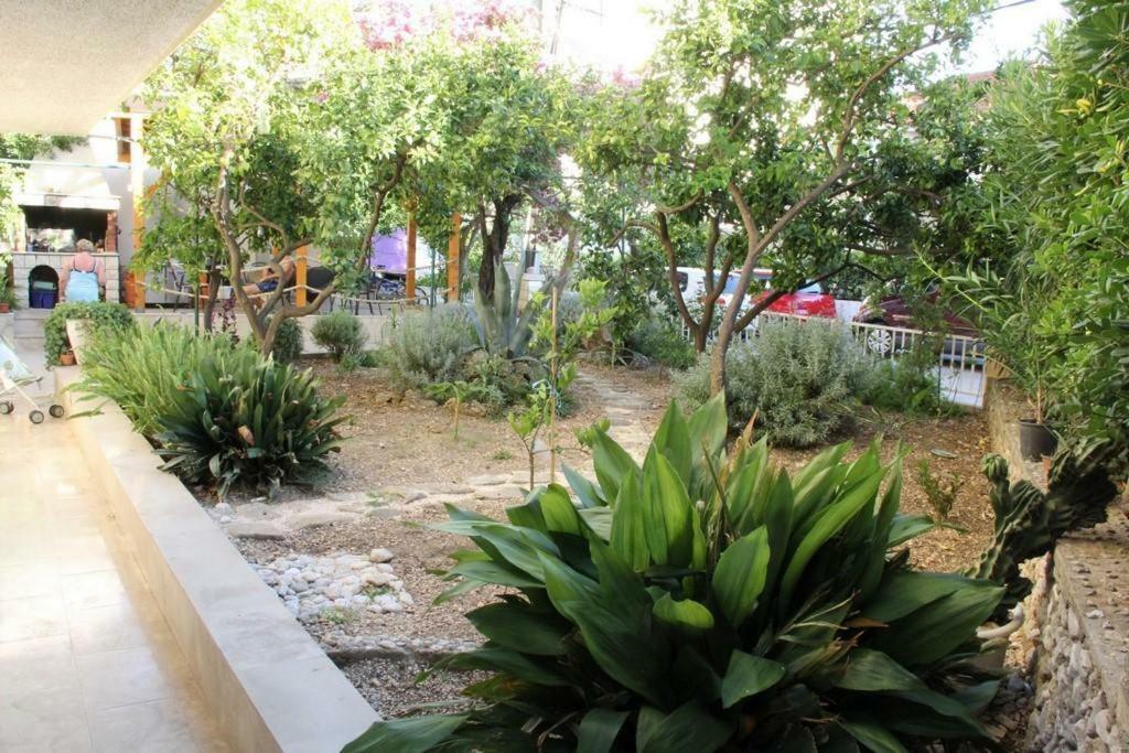 Apartment Letica Makarska Exterior photo